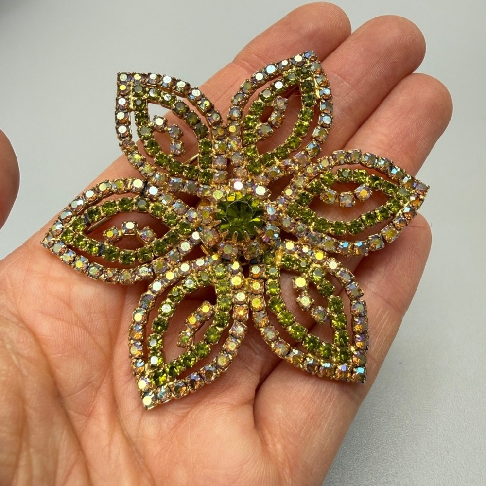 Large Vintage AB Rhinestone Flower Brooch Earrings Set 3" Pink Green MCM Chic - Picture 2 of 16